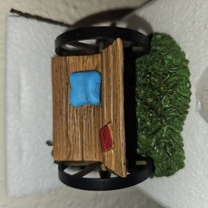 Department 56 "My Garden Bench" Village Accessory